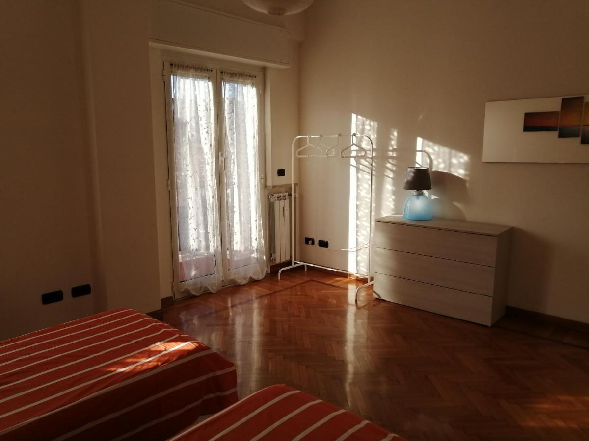 Appartamento Lorena Кьявари Экстерьер фото